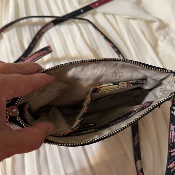 GUESS Small Black Floral Hummingbird Print Leather Crossbody Bag Purse - Picture 7 of 16